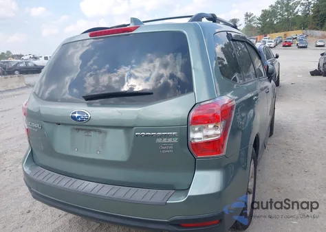 2016 Subaru Forester 2.5I Premium из США, поврежденный, VIN JF2SJADC4GH559578